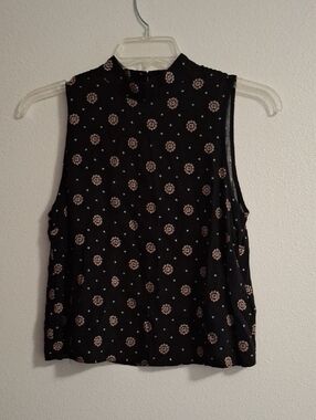 Ecote' Sleeveless Mock Neck Floral Crop Print Top - Black Size Large